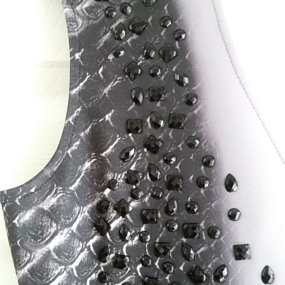 Venus sleeveless dress, size 12, mauve with black croc print and black stones. - Picture 5 of 5